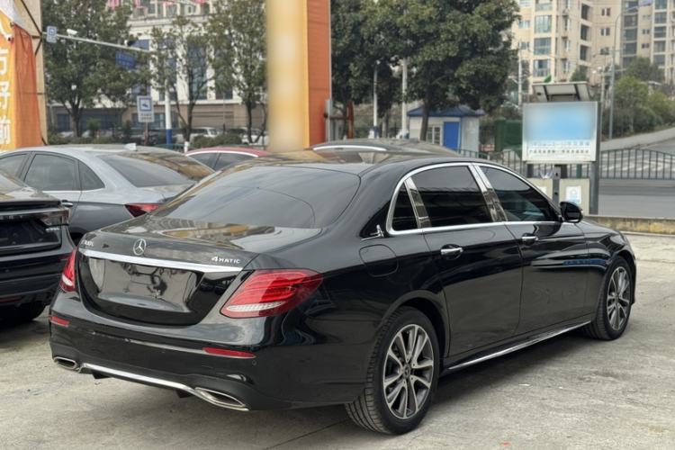 Used Mercedes-Benz E-Class 2017 E 200 L Sport 4MATIC Exterior 4