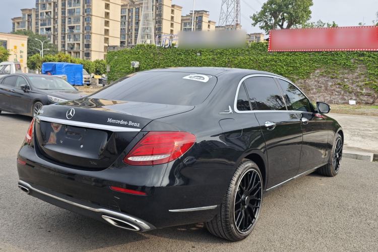 Used Mercedes-Benz E-Class 2017 E 300 L Luxury Model Exterior 4