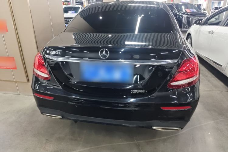 Used Mercedes-Benz E-Class 2017 E 200 Sport Exterior 5
