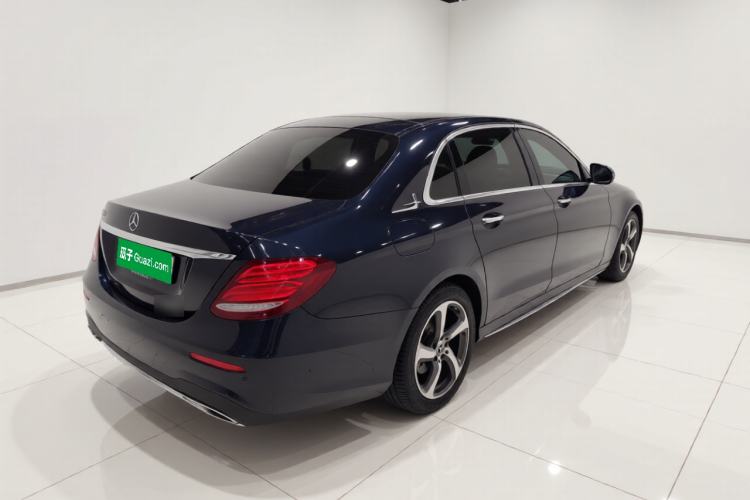 Used Mercedes-Benz E-Class 2017 E 300 L Sport Luxury Edition Exterior 5