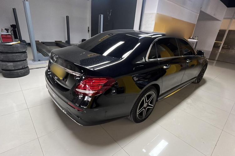 Used Mercedes-Benz E-Class 2017 E 300 L Sport Luxury Edition Exterior 5