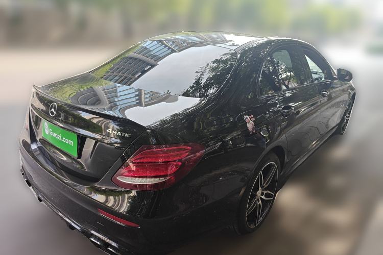 Used Mercedes-Benz E-Class 2017 Facelift E 200 Sport 4MATIC Exterior 5