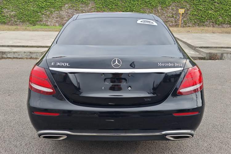 Used Mercedes-Benz E-Class 2017 E 300 L Luxury Model Exterior 5