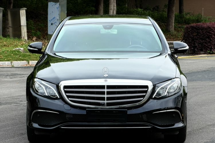 Used Mercedes-Benz E-Class 2017 E 300 L Sport Luxury Edition Exterior 6