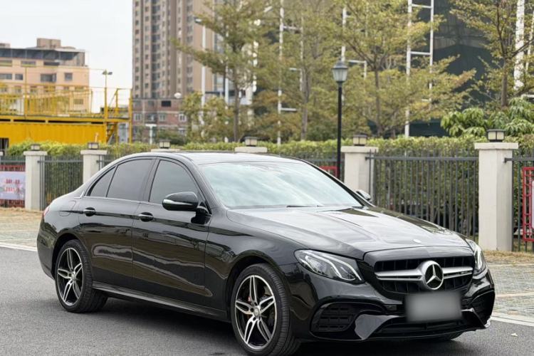 Used Mercedes-Benz E-Class 2017 E 200 Sport 4MATIC Exterior 6