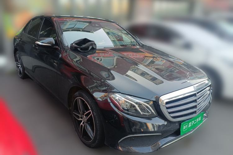 Used Mercedes-Benz E-Class 2017 E 200 Sport 4MATIC Front Right 45 Deg