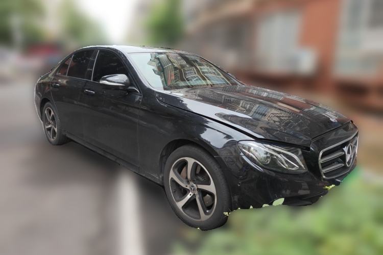 Used Mercedes-Benz E-Class 2017 E 300 Sport Edition Front Right 45 Deg