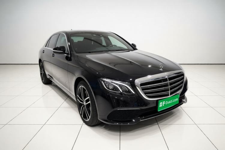 Used Mercedes-Benz E-Class 2017 E 300 Sport Edition Front Right 45 Deg