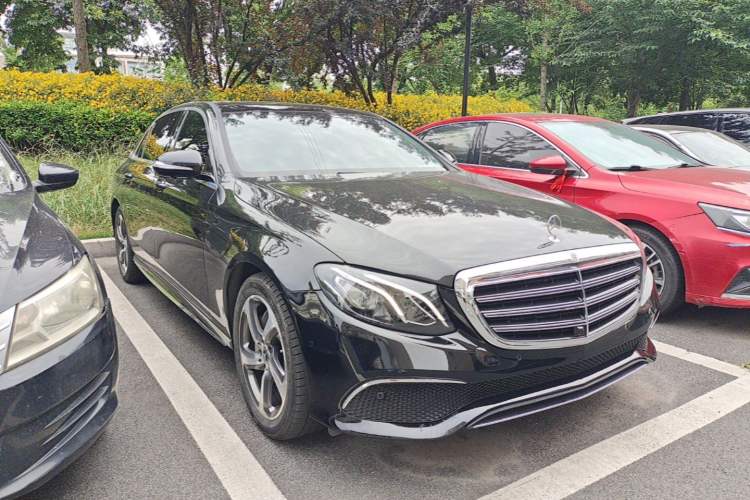 Used Mercedes-Benz E-Class 2017 E 300 L Sport Luxury Edition Front Right 45 Deg