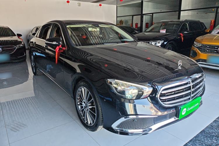 Used Mercedes-Benz E-Class 2017 E 200 L 4MATIC Front Right 45 Deg