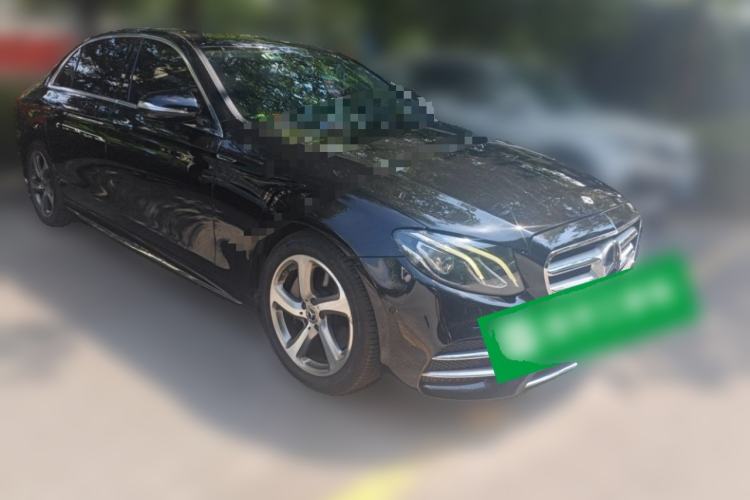 Used Mercedes-Benz E-Class 2017 E 300 L Sporty and Stylish Model Front Right 45 Deg