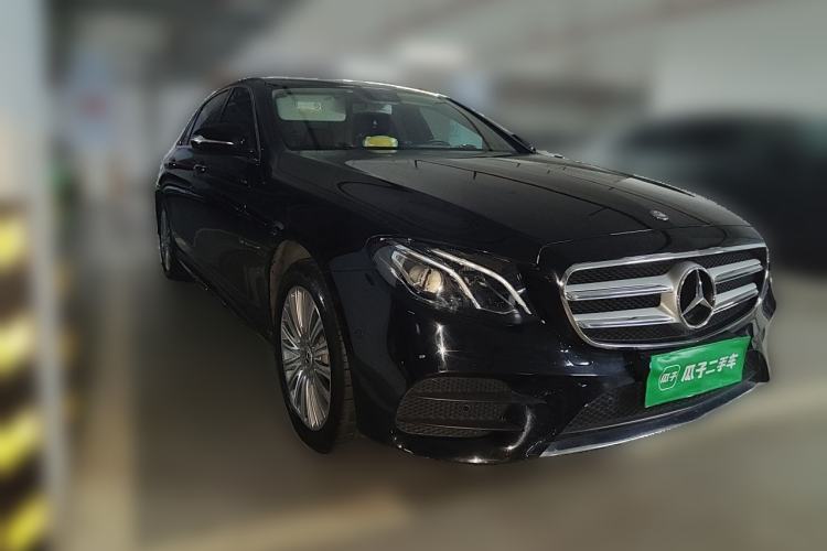 Used Mercedes-Benz E-Class 2017 E 200 Sport 4MATIC Front Right 45 Deg