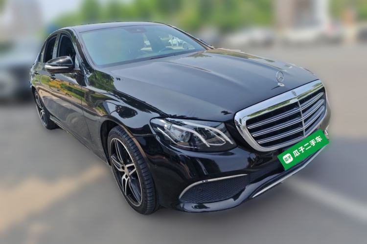 Used Mercedes-Benz E-Class 2017 E 200 Sport 4MATIC Front Right 45 Deg