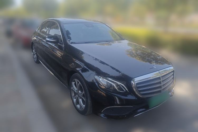 Used Mercedes-Benz E-Class 2017 E 200 Sport Front Right 45 Deg