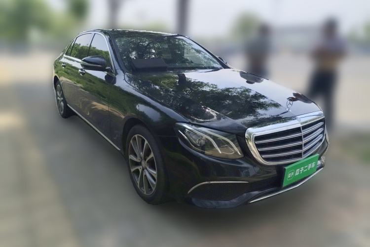 Used Mercedes-Benz E-Class 2017 E 300 L Sporty and Stylish Model Front Right 45 Deg