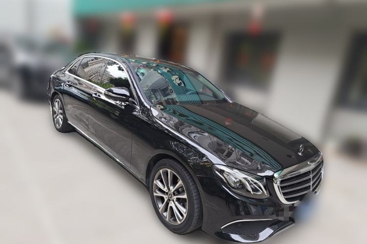 Used Mercedes-Benz E-Class 2017 E 300 L Sporty and Stylish Model Front Right 45 Deg