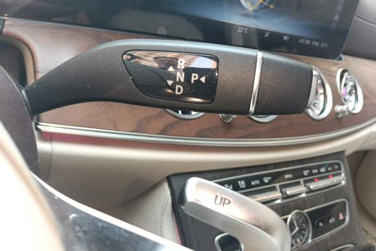 Used Mercedes-Benz E-Class 2017 E 300 L Luxury Model Gear Lever