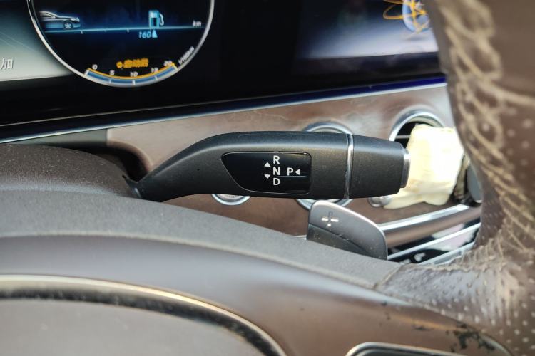 Used Mercedes-Benz E-Class 2017 E 300 L Luxury Model Gear Lever