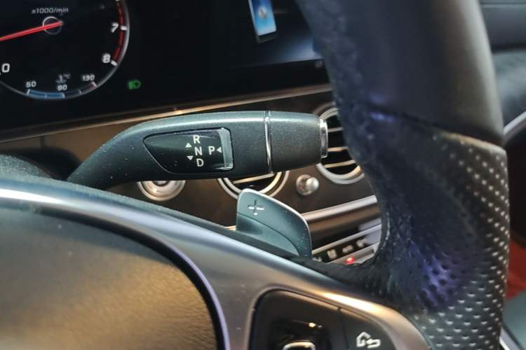 Used Mercedes-Benz E-Class 2017 E 300 L Sport Luxury Edition Gear Lever