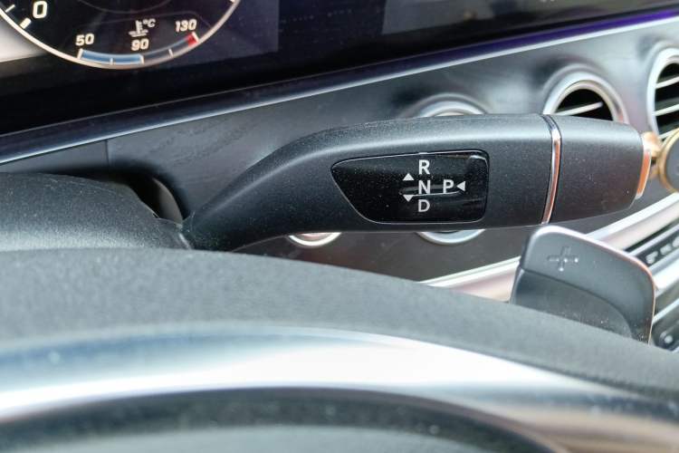 Used Mercedes-Benz E-Class 2017 E 300 L Sport Luxury Edition Gear Lever