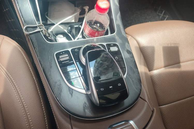 Used Mercedes-Benz E-Class 2017 E 300 L Sporty and Stylish Model Gear Lever