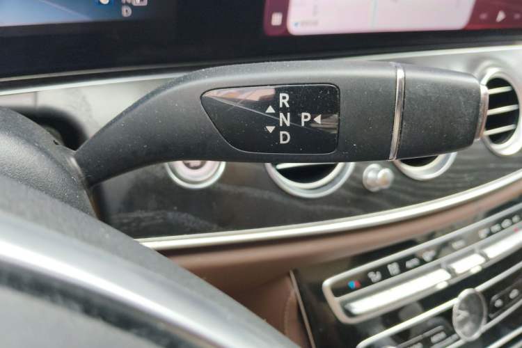 Used Mercedes-Benz E-Class 2017 E 320 L Sport 4MATIC Gear Lever
