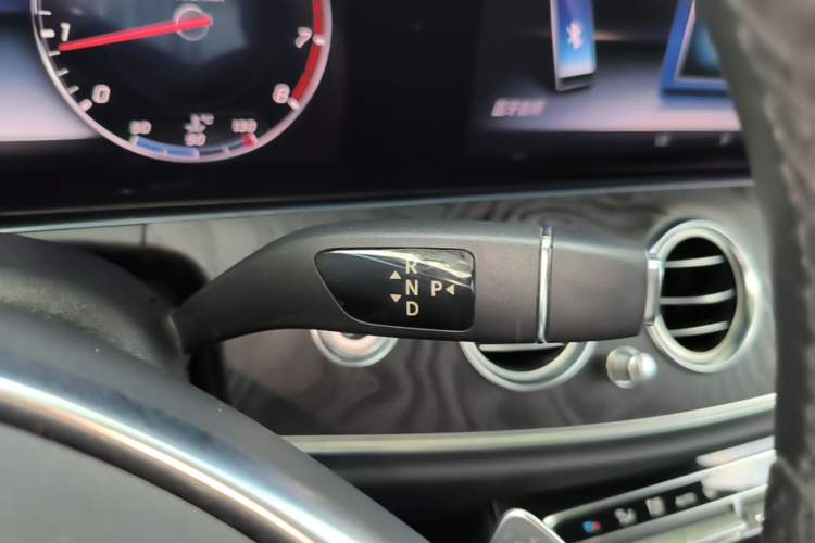 Used Mercedes-Benz E-Class 2017 E 200 L Sport 4MATIC Gear Lever
