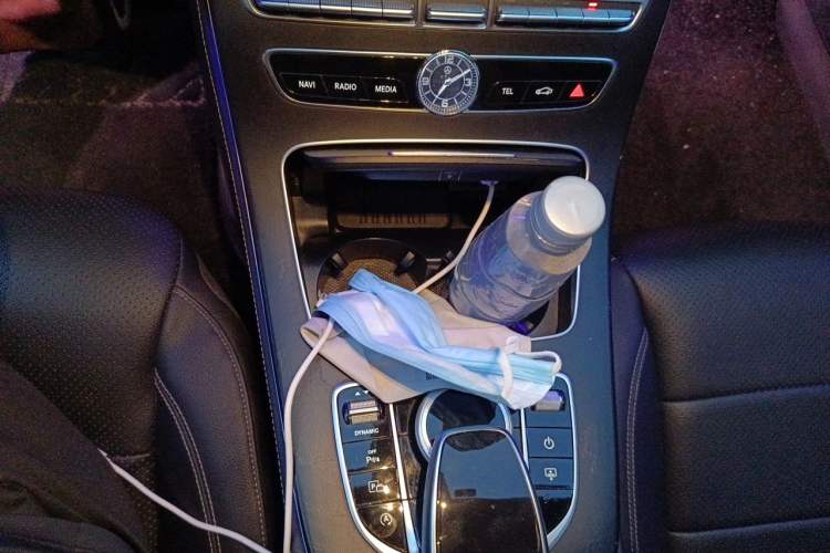 Used Mercedes-Benz E-Class 2017 E 300 L Sport Luxury Edition Gear Lever