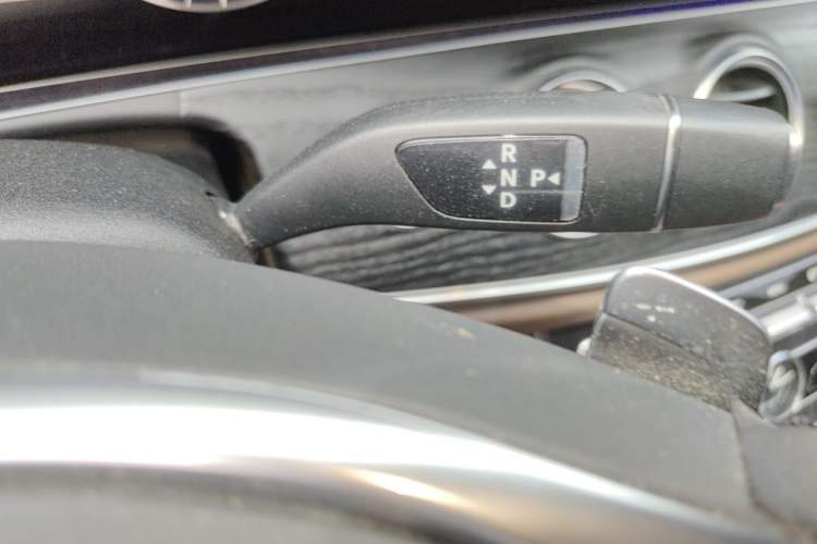 Used Mercedes-Benz E-Class 2017 E 200 L Sport 4MATIC Gear Lever