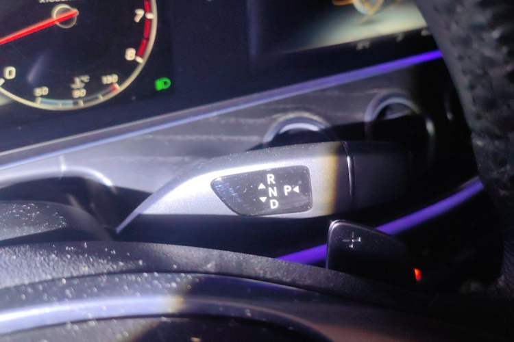Used Mercedes-Benz E-Class 2017 E 320 L Sport 4MATIC Gear Lever