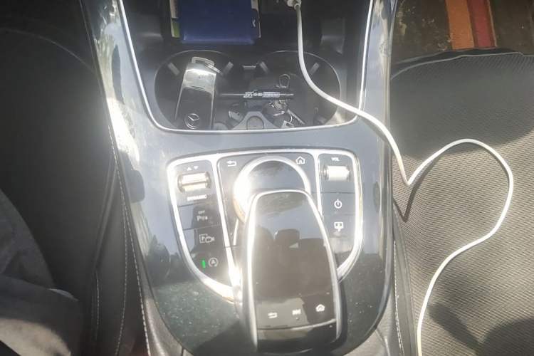 Used Mercedes-Benz E-Class 2017 E 300 L Sport Luxury Edition Gear Lever