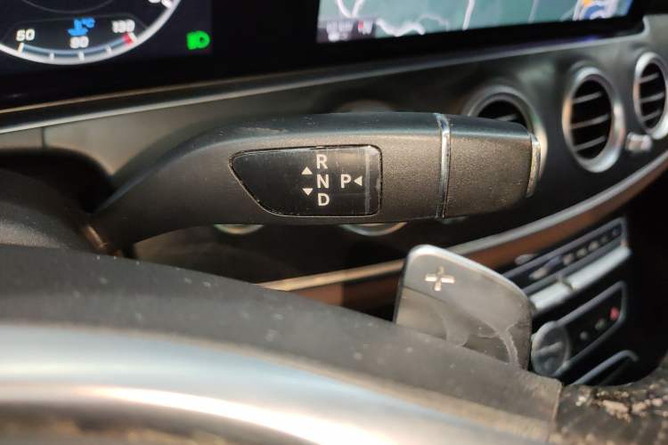 Used Mercedes-Benz E-Class 2017 E 320 L Sport 4MATIC Gear Lever