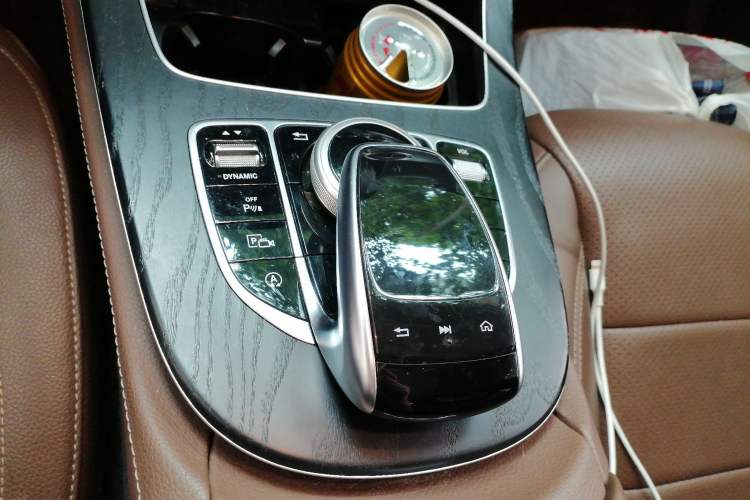 Used Mercedes-Benz E-Class 2017 E 300 L Sport Luxury Edition Gear Lever