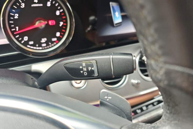 Used Mercedes-Benz E-Class 2017 E 200 Sport Gear Lever