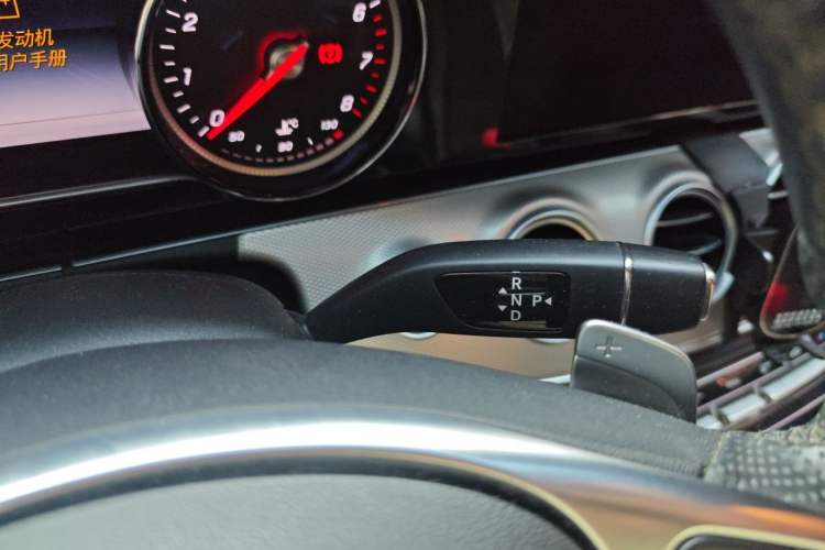 Used Mercedes-Benz E-Class 2017 E 300 Sport Edition Gear Lever