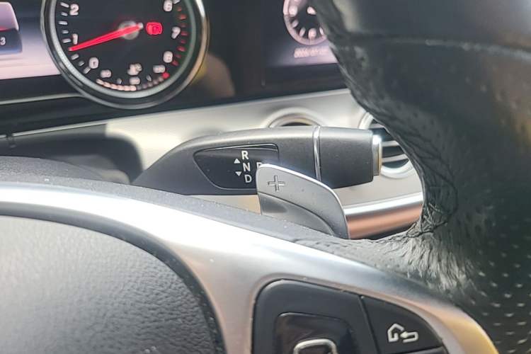 Used Mercedes-Benz E-Class 2017 E 200 Sport Gear Lever