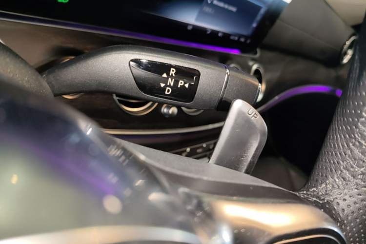 Used Mercedes-Benz E-Class 2017 E 320 L Sport 4MATIC Gear Lever