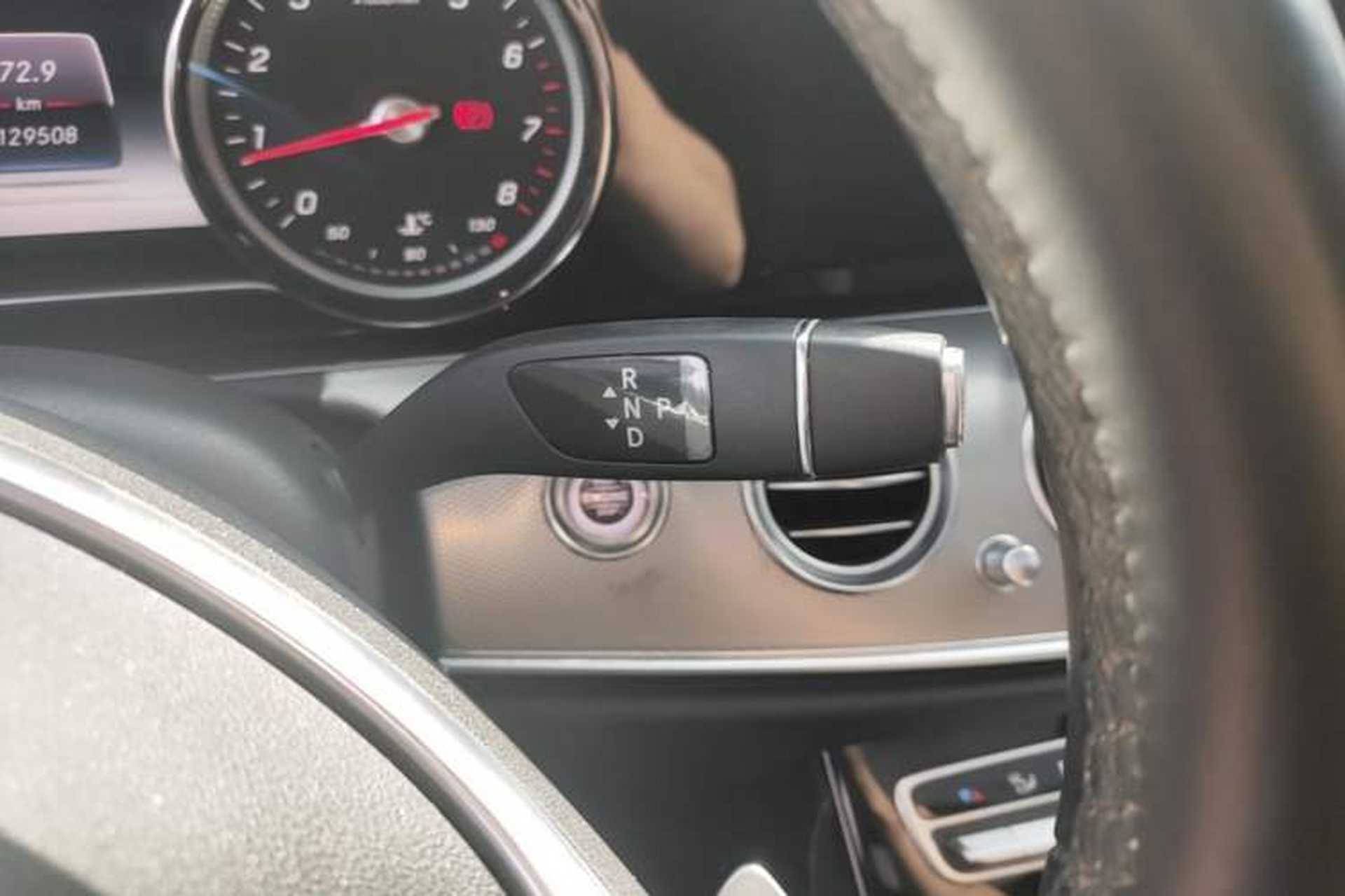 Used Mercedes-Benz E-Class 2017 Restyled E 300 Sport Edition Gear Lever
