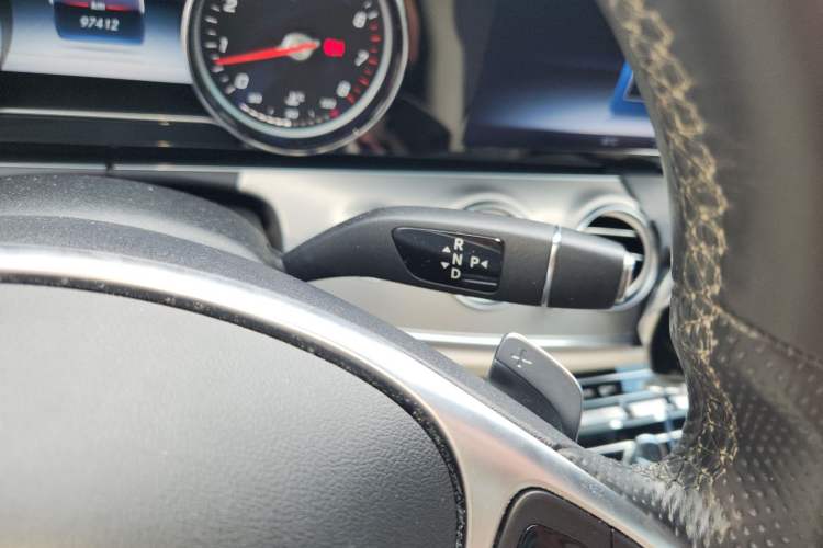 Used Mercedes-Benz E-Class 2017 E 300 Sport Edition Gear Lever
