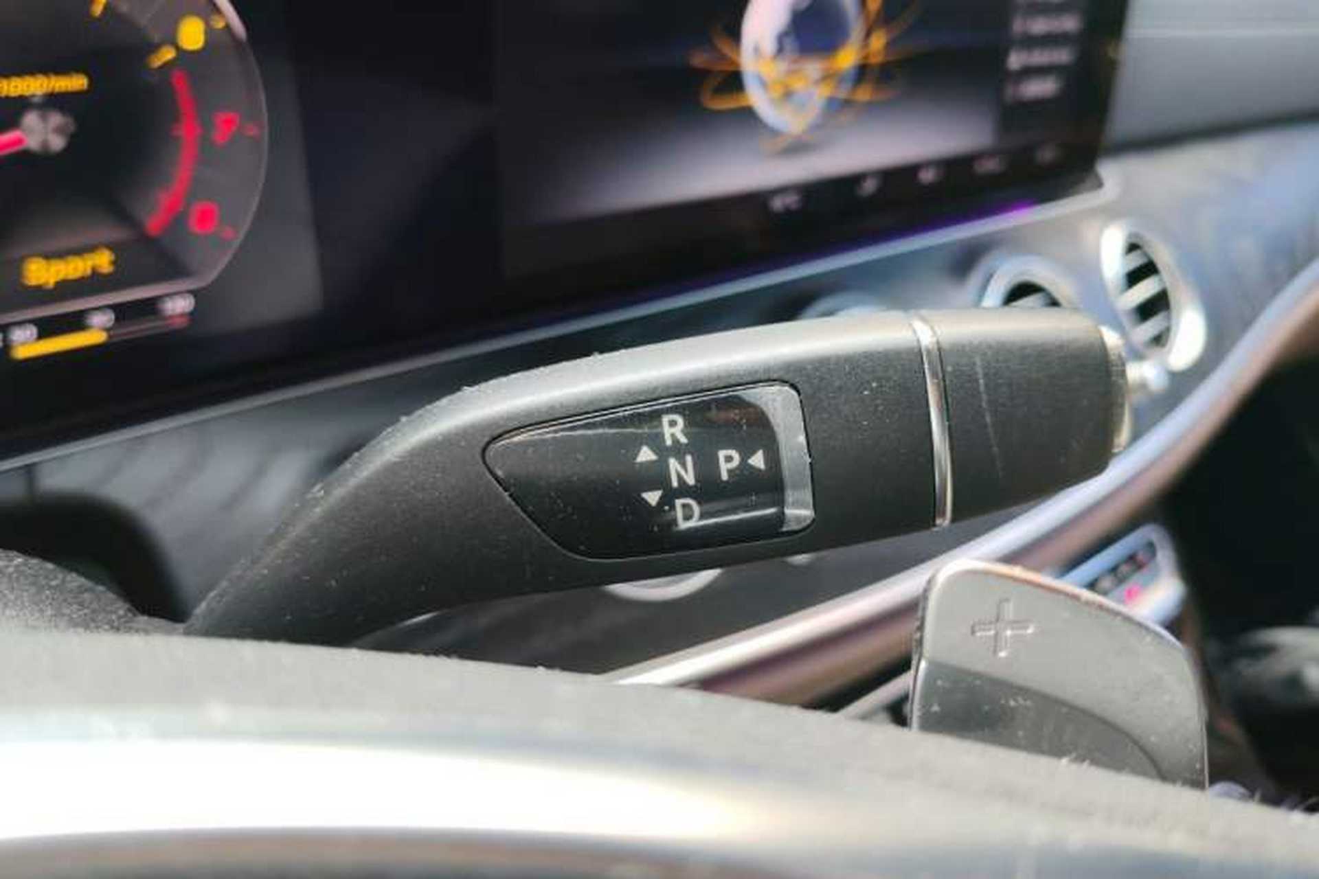 Used Mercedes-Benz E-Class 2017 E 300 L Sporty and Stylish Model Gear Lever