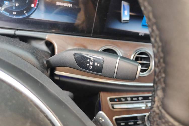Used Mercedes-Benz E-Class 2017 E 300 L Luxury Model Gear Lever