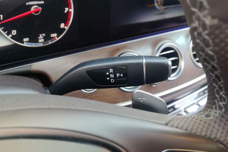 Used Mercedes-Benz E-Class 2017 E 300 L Luxury Model Gear Lever
