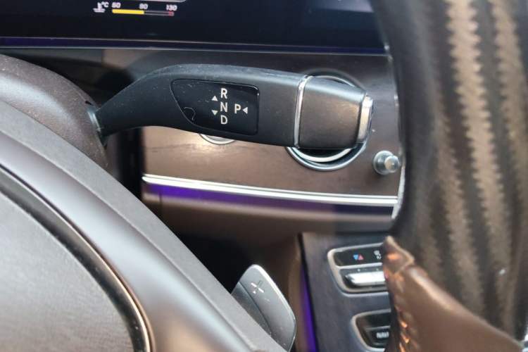 Used Mercedes-Benz E-Class 2017 E 300 L Luxury Model Gear Lever