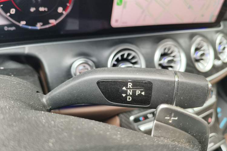 Used Mercedes-Benz E-Class 2017 E 320 L Sport 4MATIC Gear Lever