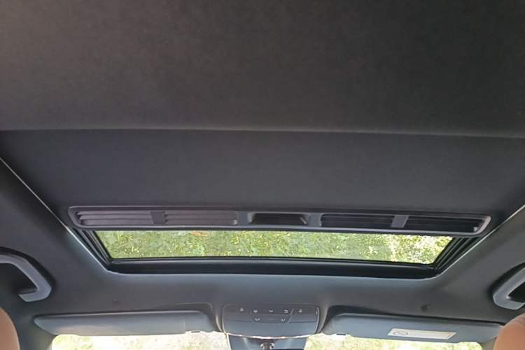 Used Mercedes-Benz E-Class 2017 E 200 Sport 4MATIC Headliner