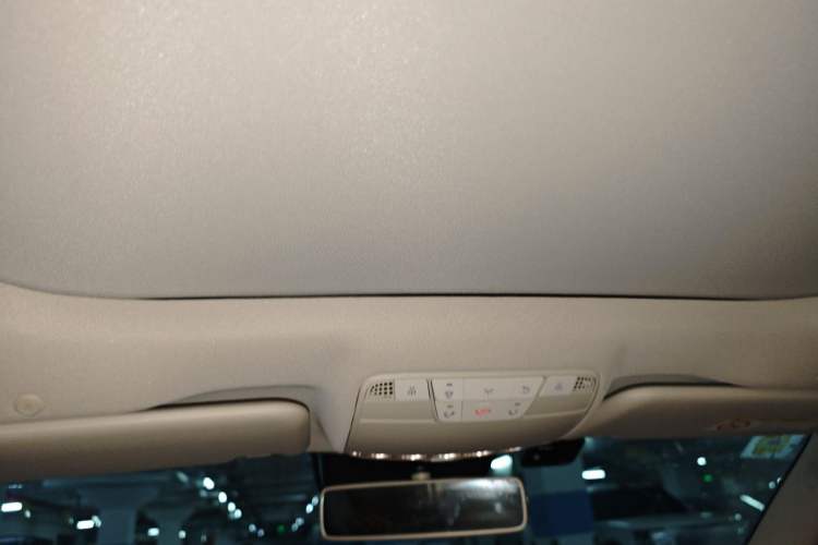 Used Mercedes-Benz E-Class 2017 E 300 L Luxury Model Headliner