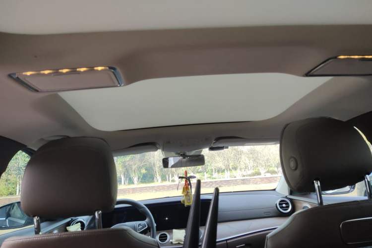 Used Mercedes-Benz E-Class 2017 E 300 L Luxury Model Headliner