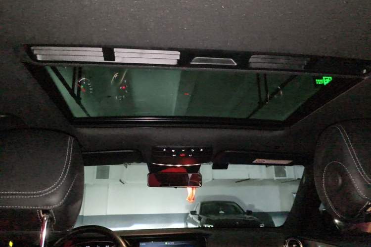 Used Mercedes-Benz E-Class 2017 E 200 Sport Headliner