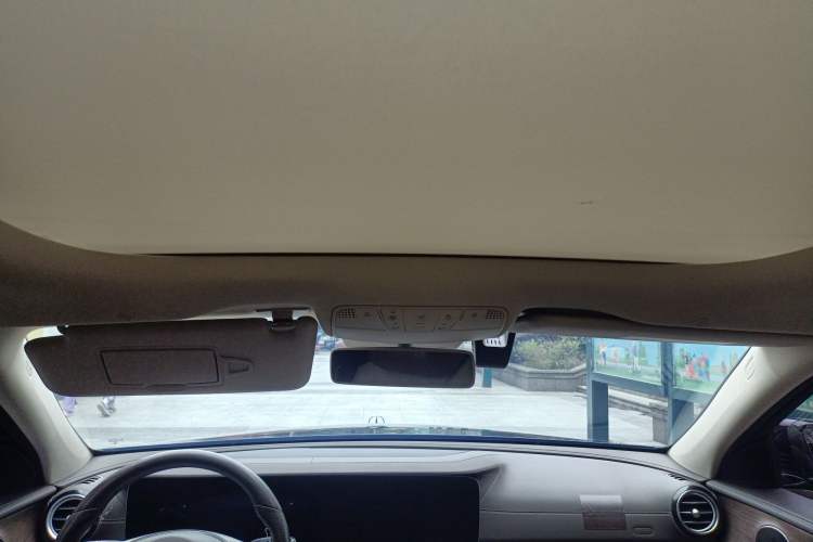 Used Mercedes-Benz E-Class 2017 E 300 L Luxury Model Headliner