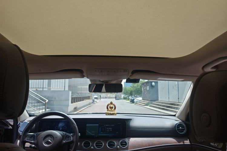 Used Mercedes-Benz E-Class 2017 E 300 L Luxury Model Headliner